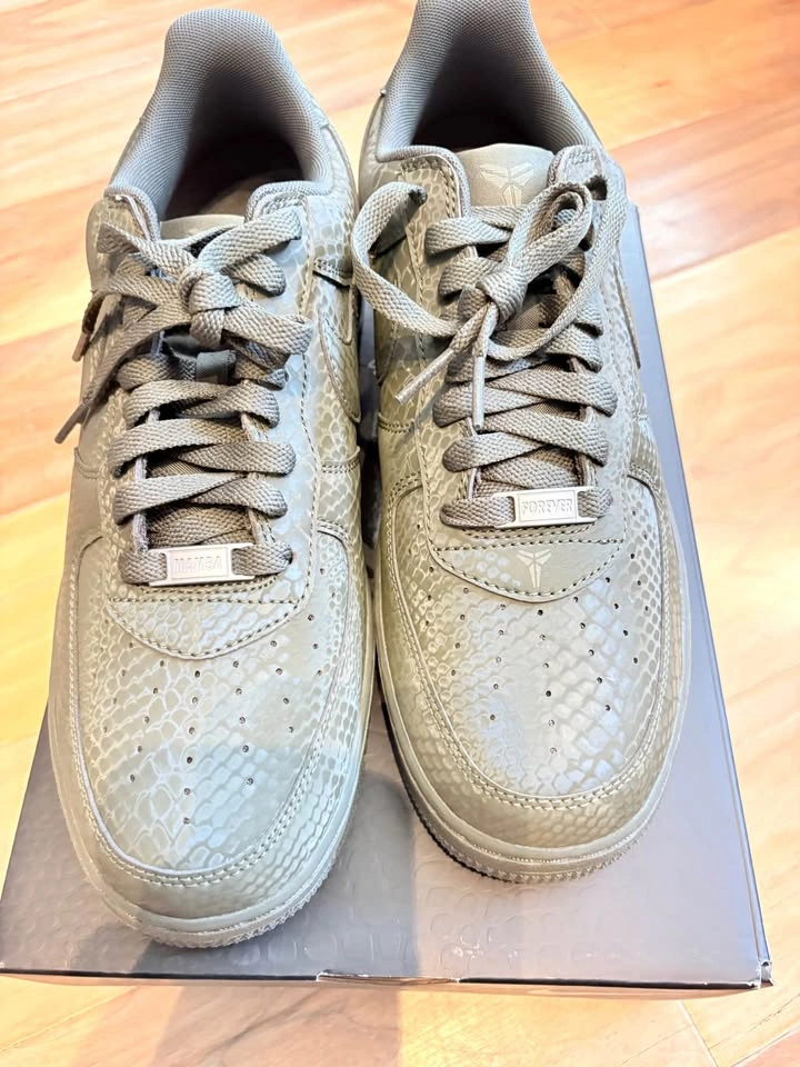 brand new kobe bryant air force 1 low size 9.5 - photo 3