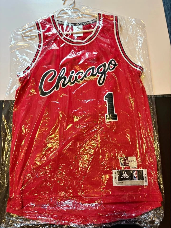 Rare 2015 NBA Adidas HWC Chicago Bulls Derrick Rose Jersey