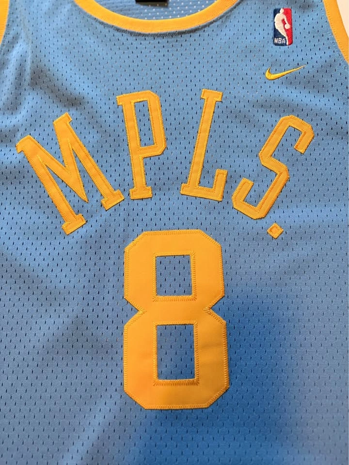 Vintage Nike Lakers Kobe Bryant Jersey - photo 3