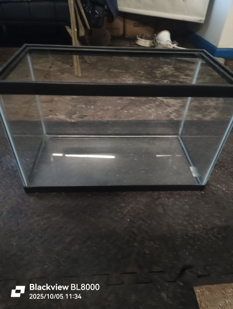 Aquarium 10gal.