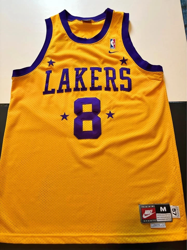 Vintage Nike Los Angeles Lakers Kobe Bryant Size Medium
