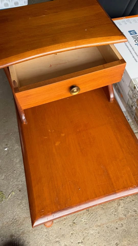 End Table - photo 2