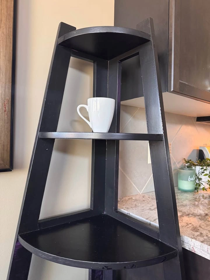 Black Painted Wood Corner Shelf - photo 3