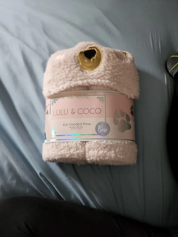 Hooded Throw thumbnail