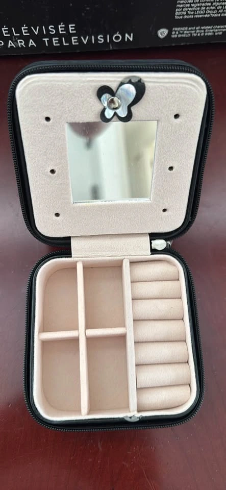 Paris Themed Travel Jewelry Box - photo 2