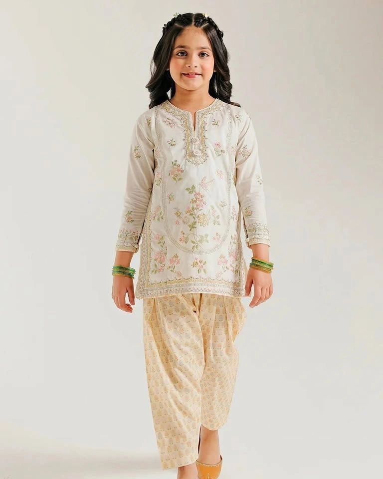 Ethnc kids - Vanilla Ice kurta set 🌸