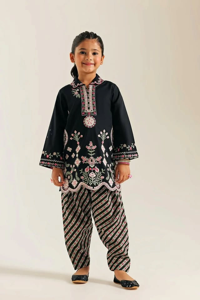 Ethnc kids - Black floral kurta set