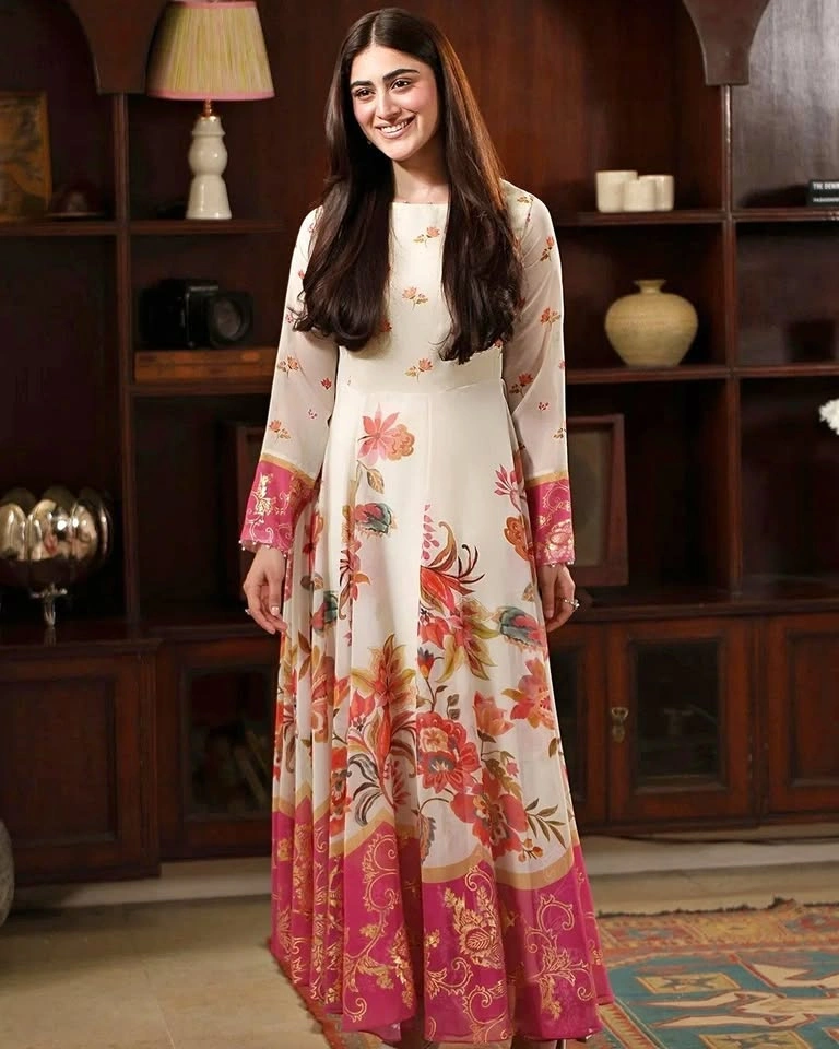 Lulusar - Ivory cream gown