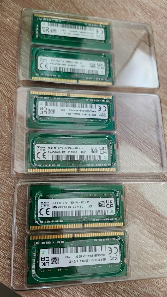 32GB RAM DDR4 Laptop 3200MHz SK Hynix