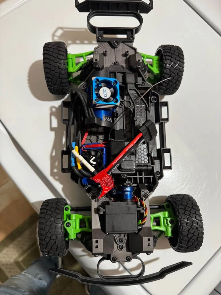 Traxxas mini slash - photo 2