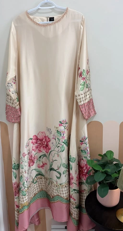 Lulusar - Floral silk ivory gown 🌸 - photo 4
