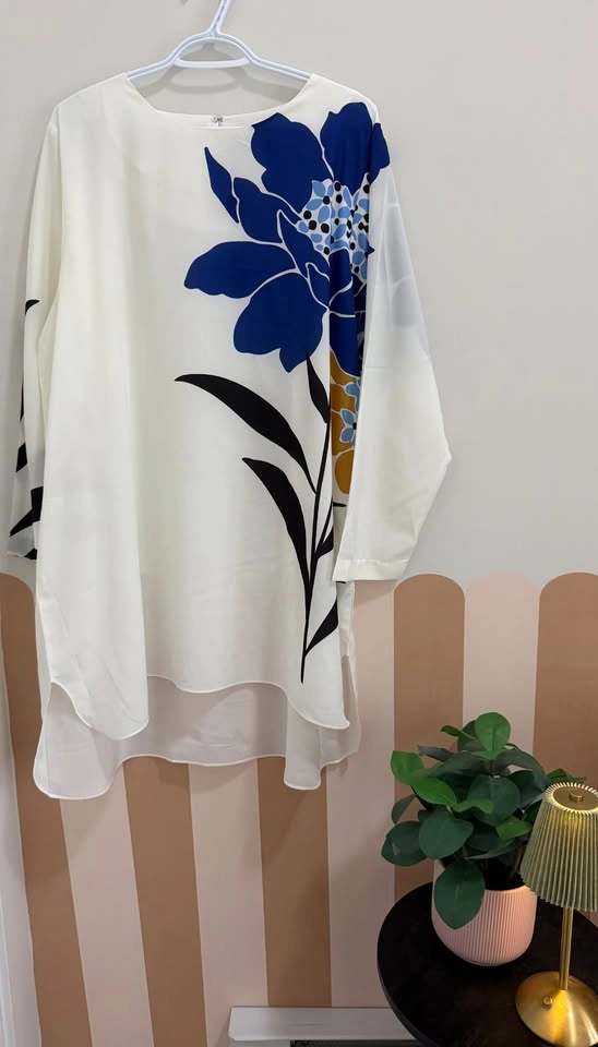 Lulusar - Abstract printed top 💙 - photo 2