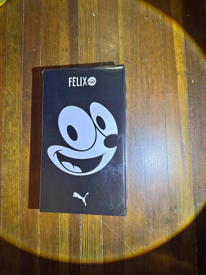 Puma x Felix the Cat Suede Sneakers