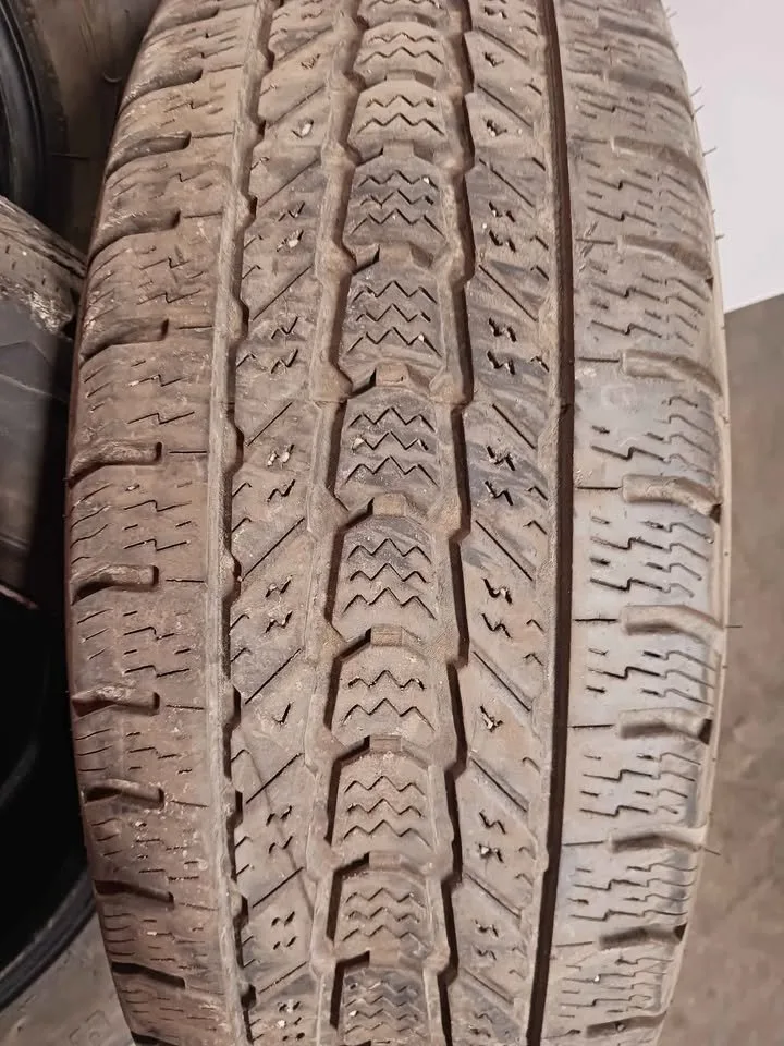 235 65 r16c SET of 4 FIRESTONE WINTERFORCE TIRES image indicator(2)