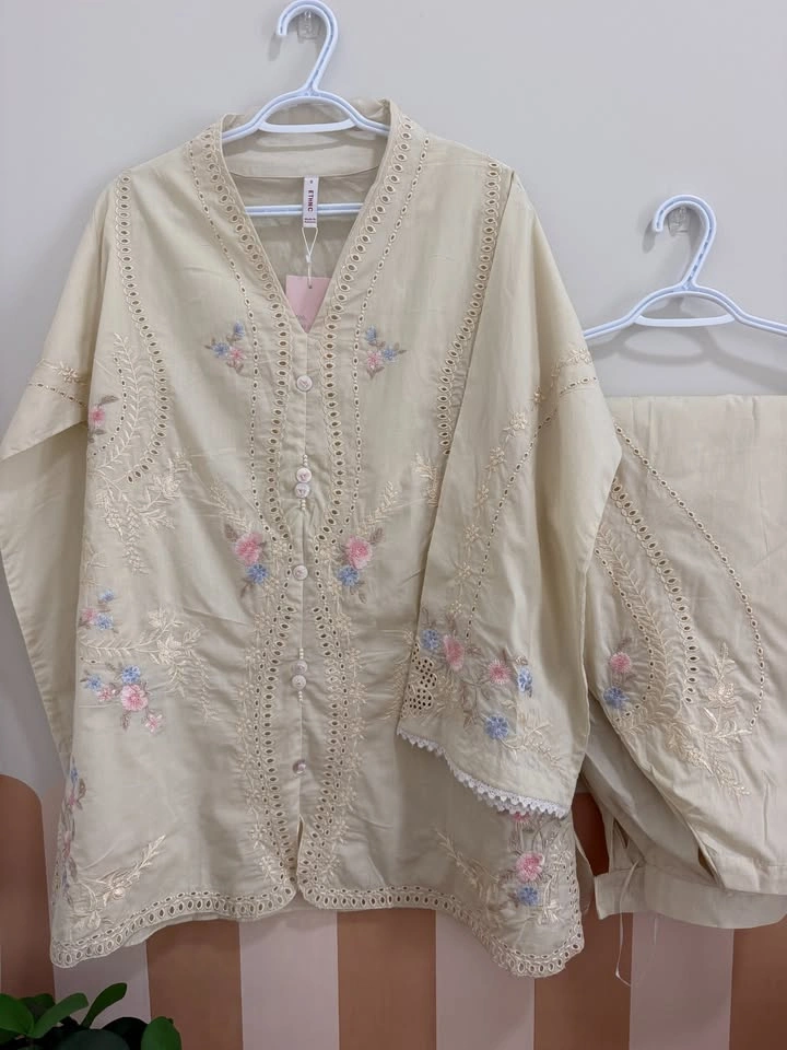 Ethnc - Ivory Kurta set 🌷 - photo 3