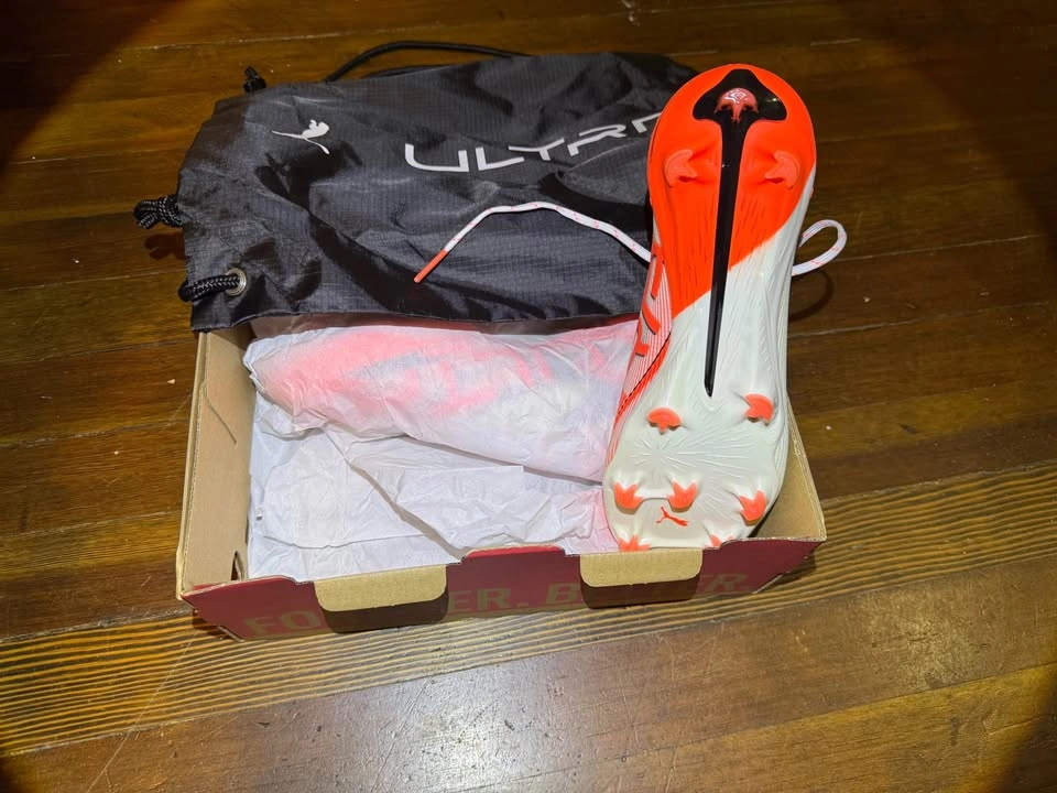 Puma Ultra Soccer Cleats - photo 4