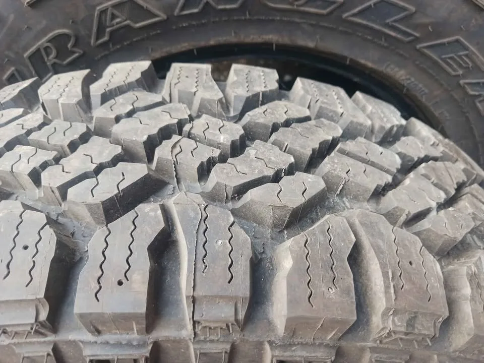 LT 215 85 r16 Goodyear Wrangler Duratrac Truck Tire image indicator(2)