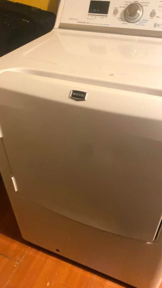 Maytag Bravos gas dryer - photo 2