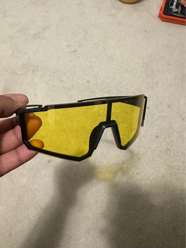 Sport Sunglasses in Gold Shade - photo 2