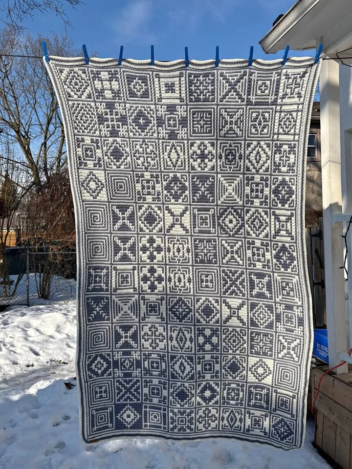 Mosaic crochet - handmade blanket