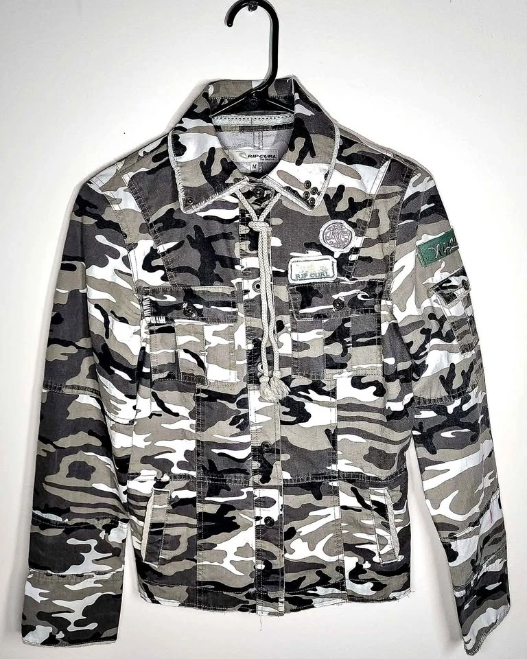 90s Vintage Rip Curl The Search Camo Utility Jacket - Women's M