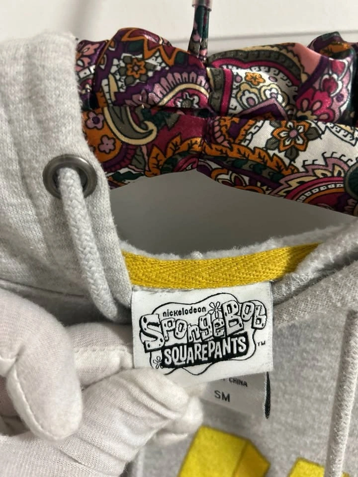 SpongeBob SquarePants Hoodie Size Small - photo 2