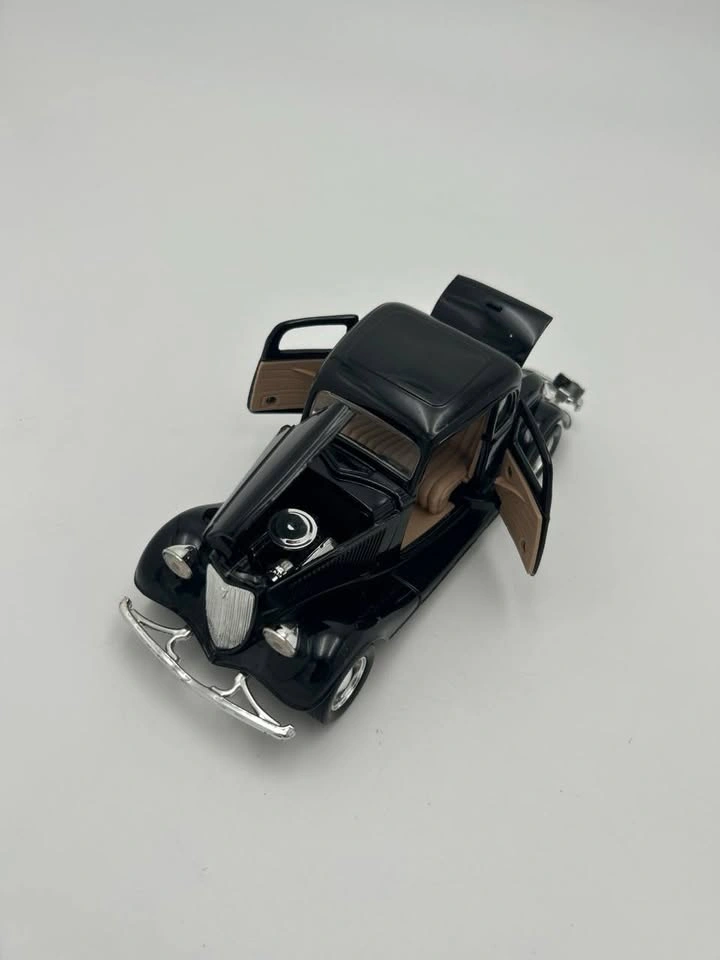 Motor Max 1934 Ford Coupe 1:24 Diecast - photo 2