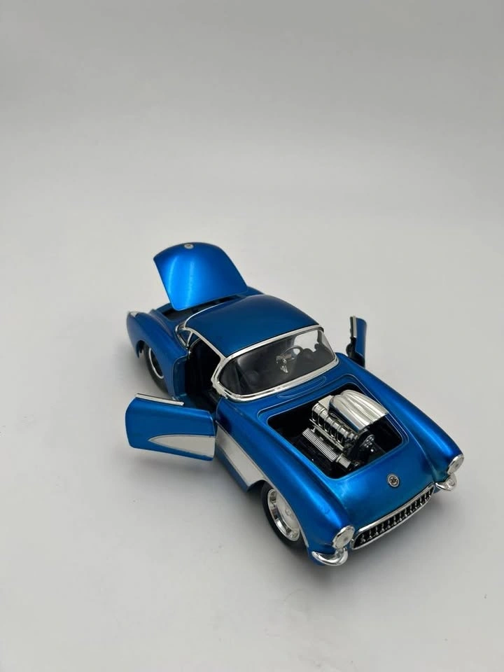 Jada 1957 Chevy Corvette 1:24 Diecast Bigtime Muscle