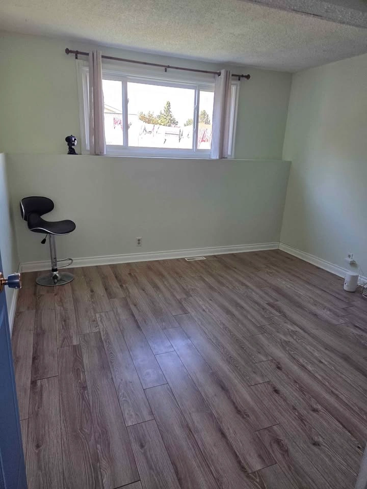 1 Bed 1 Bath - House - photo 2