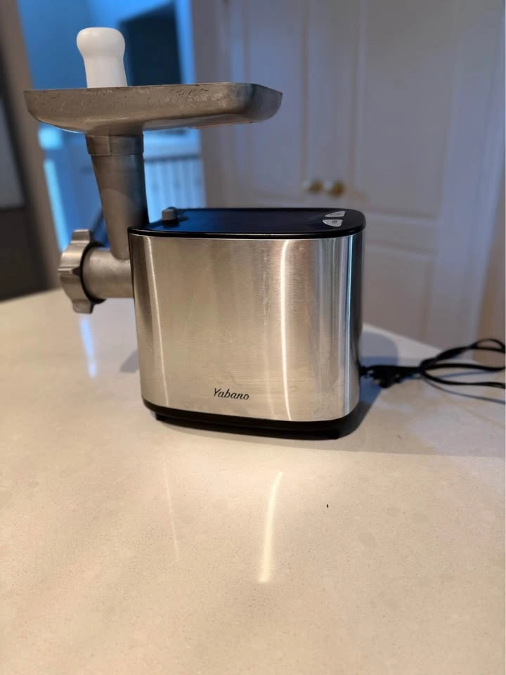 Yabano Electric Meat Grinder - photo 3