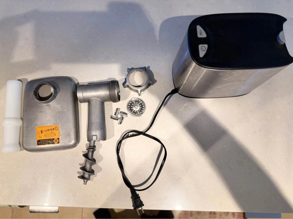Yabano Electric Meat Grinder - photo 4