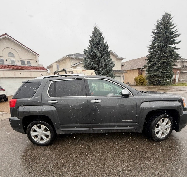 2017 GMC Terrain SLT AWD - One Owner - photo 4