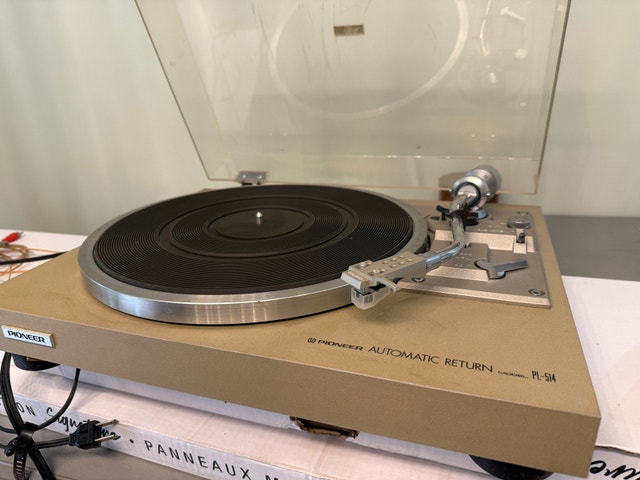 Pioneer PL-514 Turntable