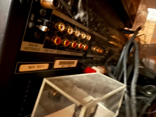Harman Kardon AVR 3650 receiver - photo 3