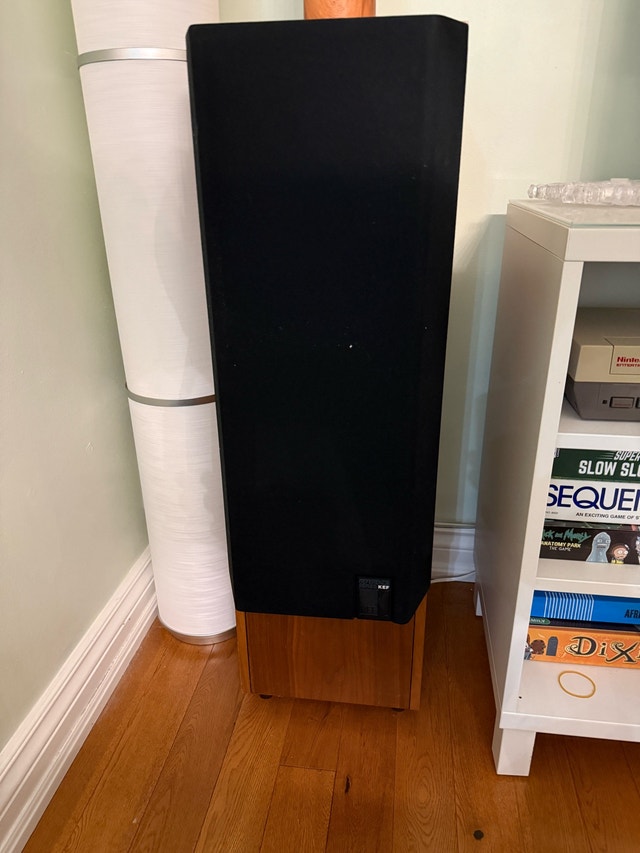 KEF Model 104/2 Speakers