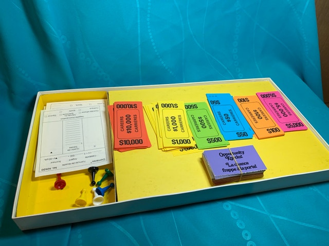 Parker Brothers Careers Board Game - photo 4