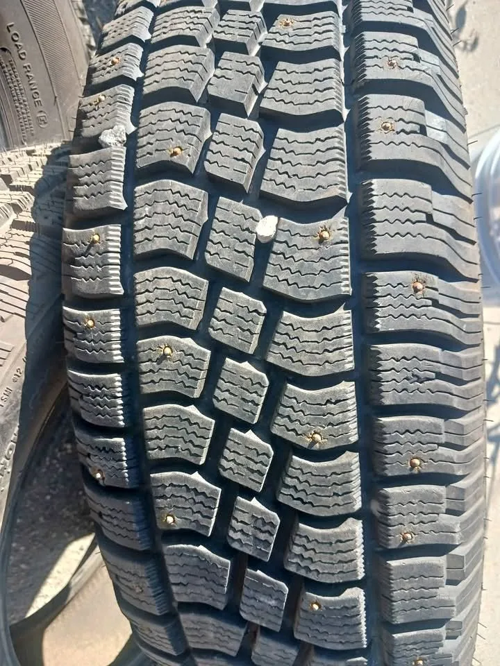 LT 245 70 r17 ONE HERCULES AVALANCHE X-TREME TIRE thumbnail