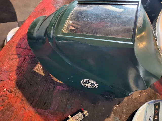 Fibre Metal Welding Helmet image indicator(2)