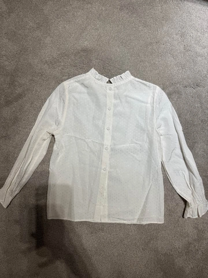 Girls’ White Blouse – Size 130 – Brand New - photo 2