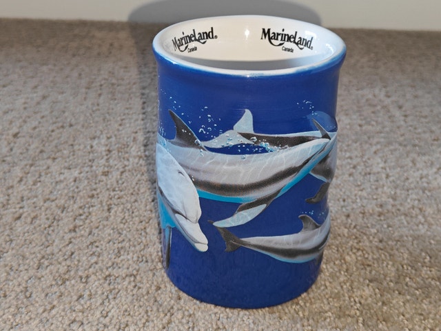 Rare Marineland Canada 3D Dolphin Large Mug / Cup - photo 3