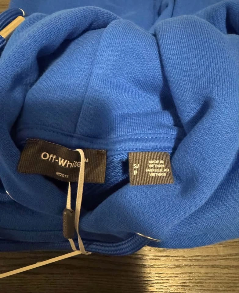 Off white Hoodie(Costco) Small - photo 4