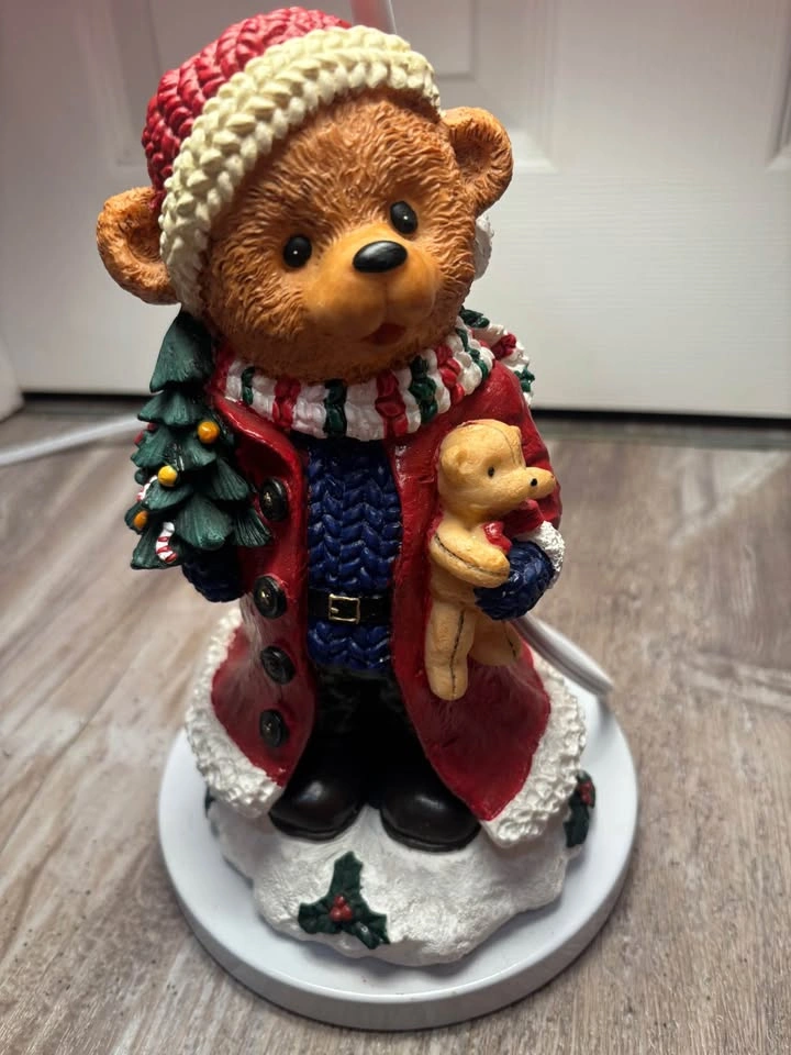 Vintage Christmas Teddy Bear Lamp & Matching Figurine Set - photo 3
