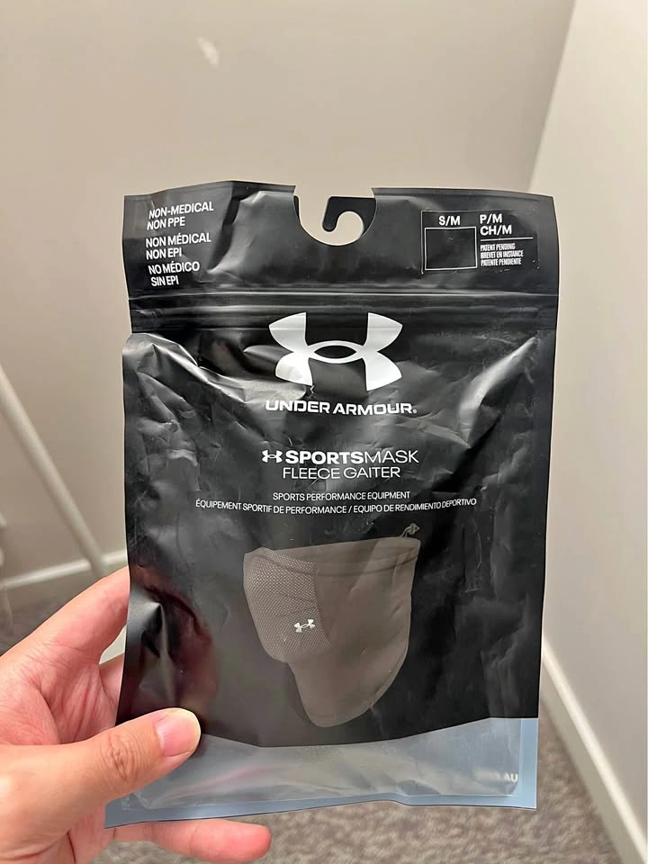 New Under Armour Running mask, neck warmer