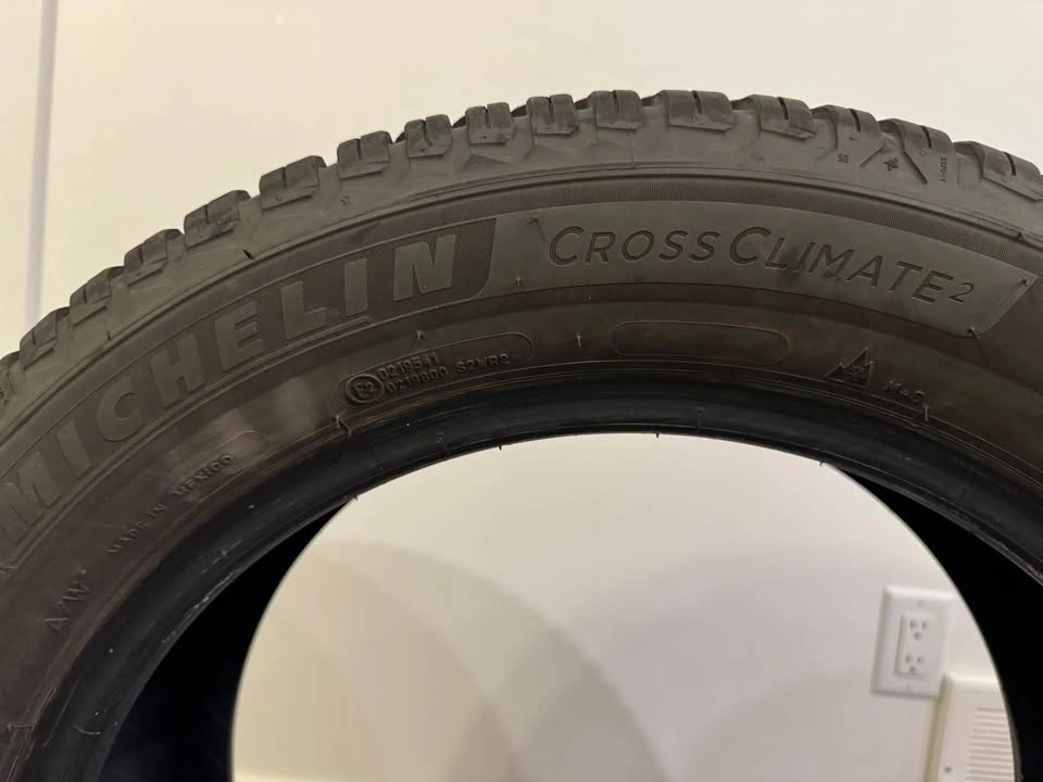 Michelin CrossClimate 2 Tires 235/55R19 - photo 4