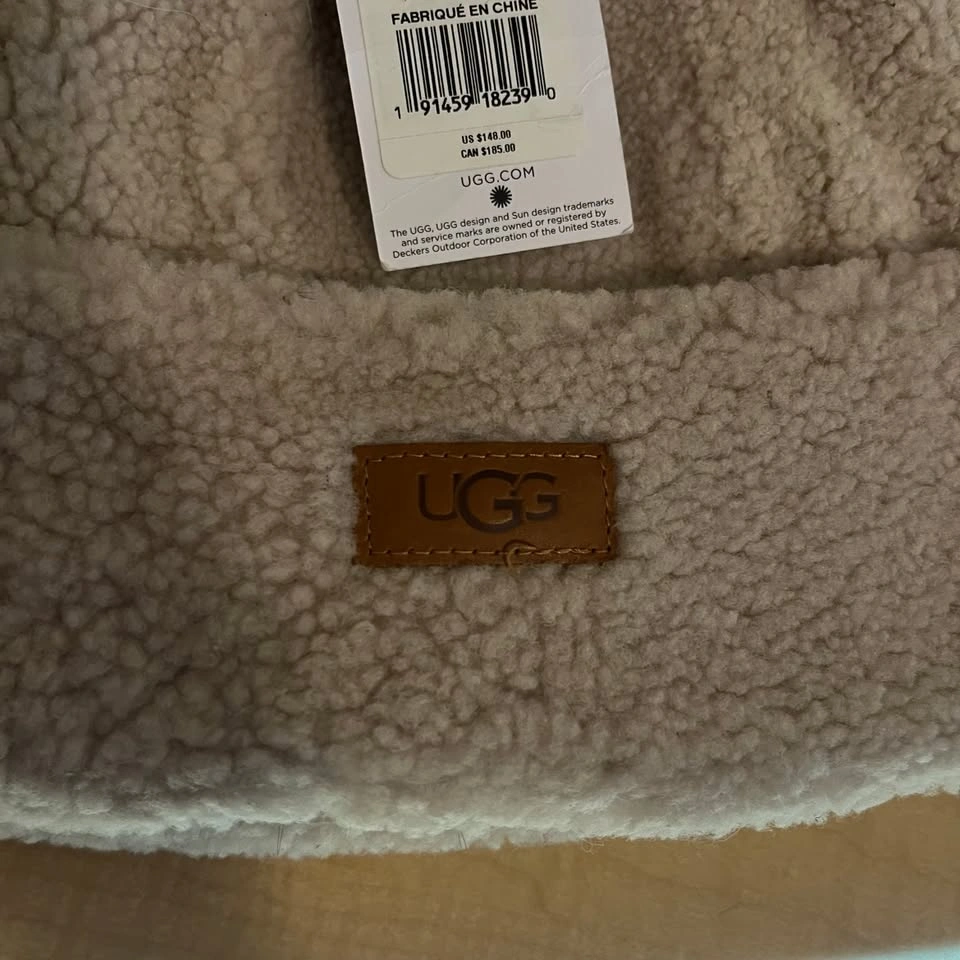 UGG Hat S size for kids - photo 3