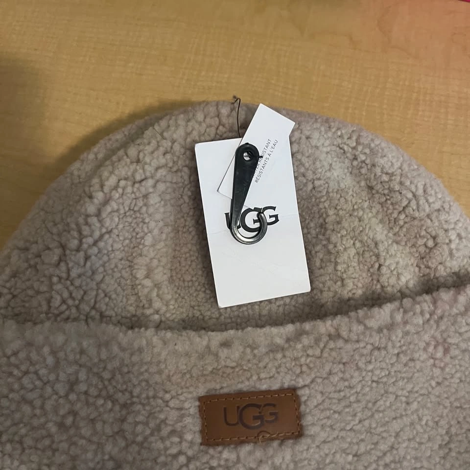 UGG Hat S size for kids - photo 5