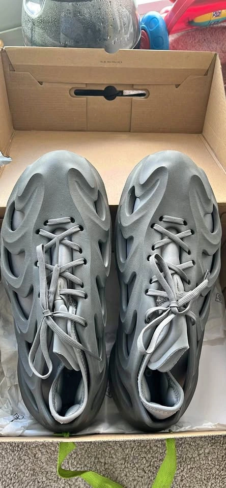 Adidas Adifom Q sneakers in grey, size UK 9 (US 9.5)