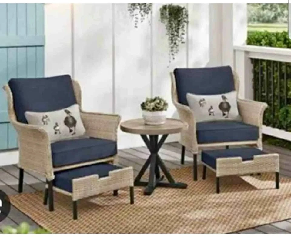 New in box Hampton Bay Devonwood 5pc Small Chat