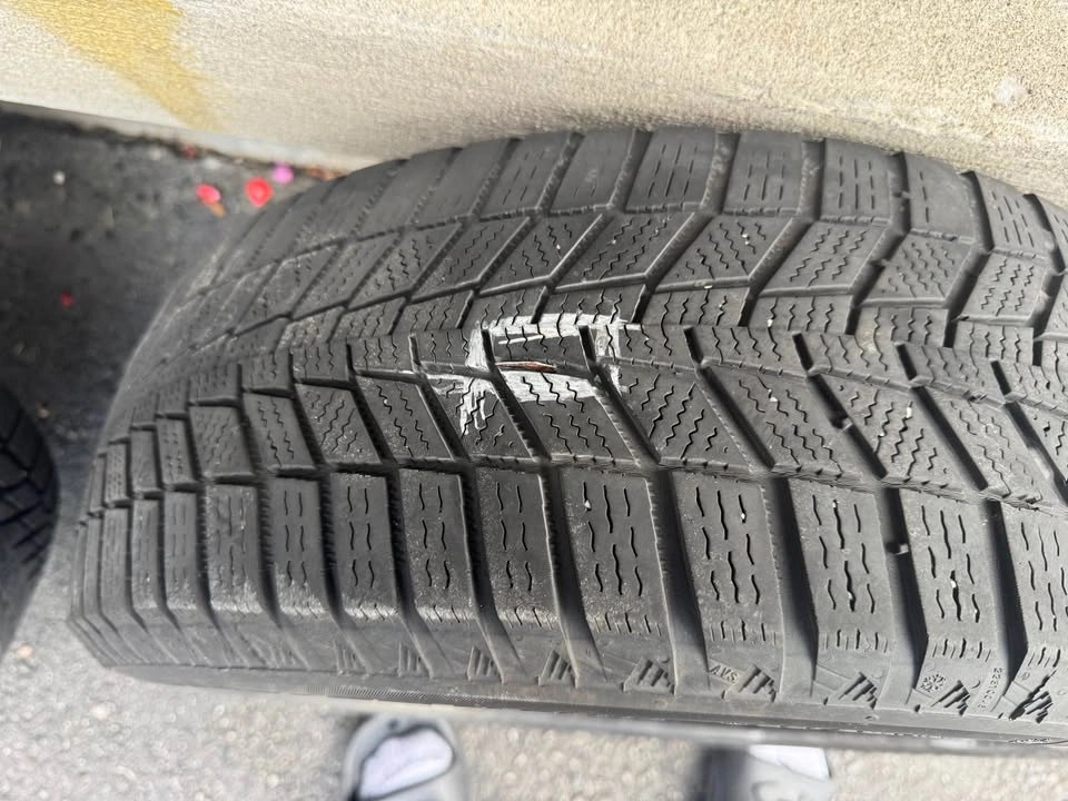 195/65R15 Winter Tires on Steel Rims - photo 3