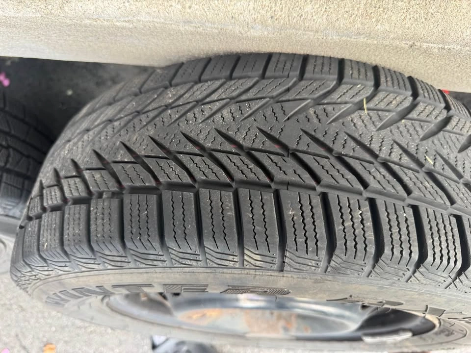 195/65R15 Winter Tires on Steel Rims - photo 4